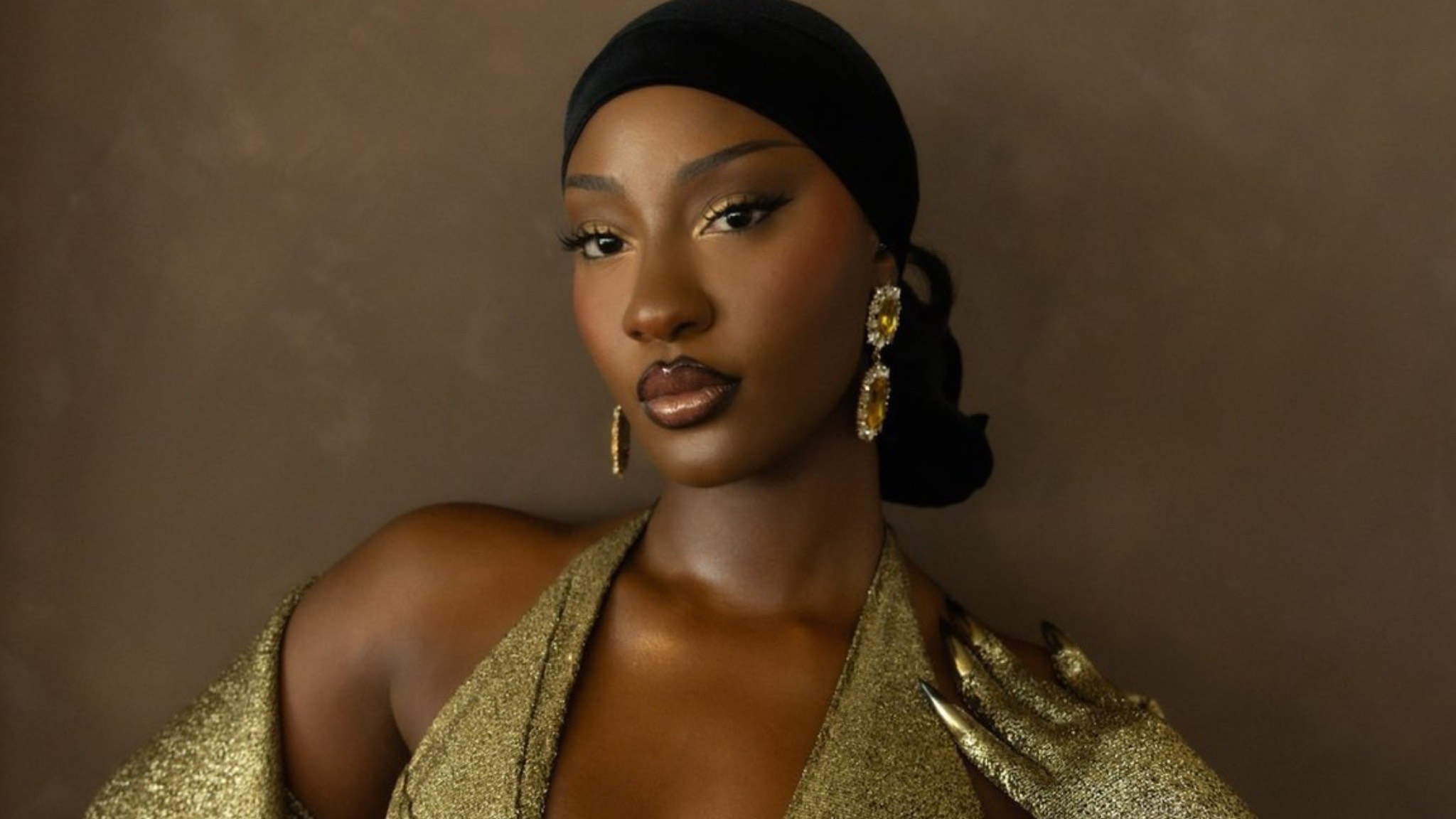 I would have been a teacher if I wasn’t a musician – Tems