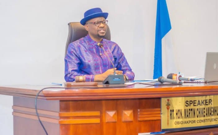 16 Rivers lawmakers, Speaker, defect from PDP to APC