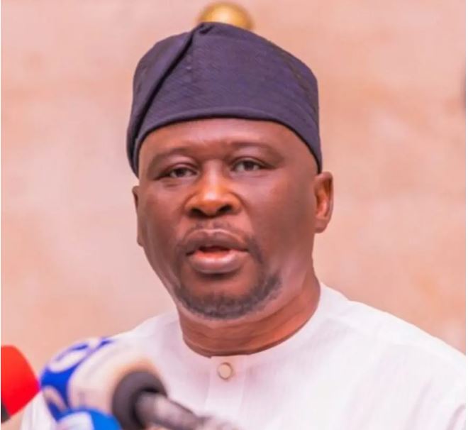 Adamawa Gov, Fintiri defects to APC