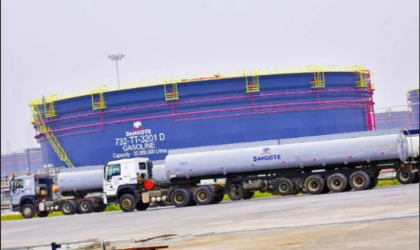 Domestic Airlines Likely to Reduce Fares as Dangote Refinery Cuts Aviation Fuel Price to N1,650 Per Liter