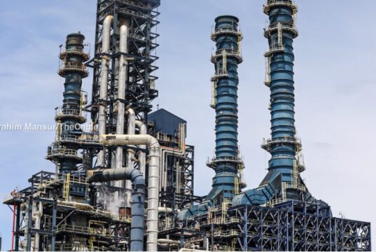 Renaissance Capital raises Dangote refinery’s valuation to N700 per share